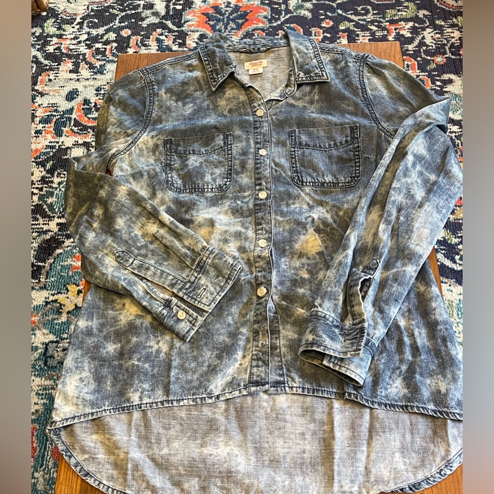 Acid wash button down